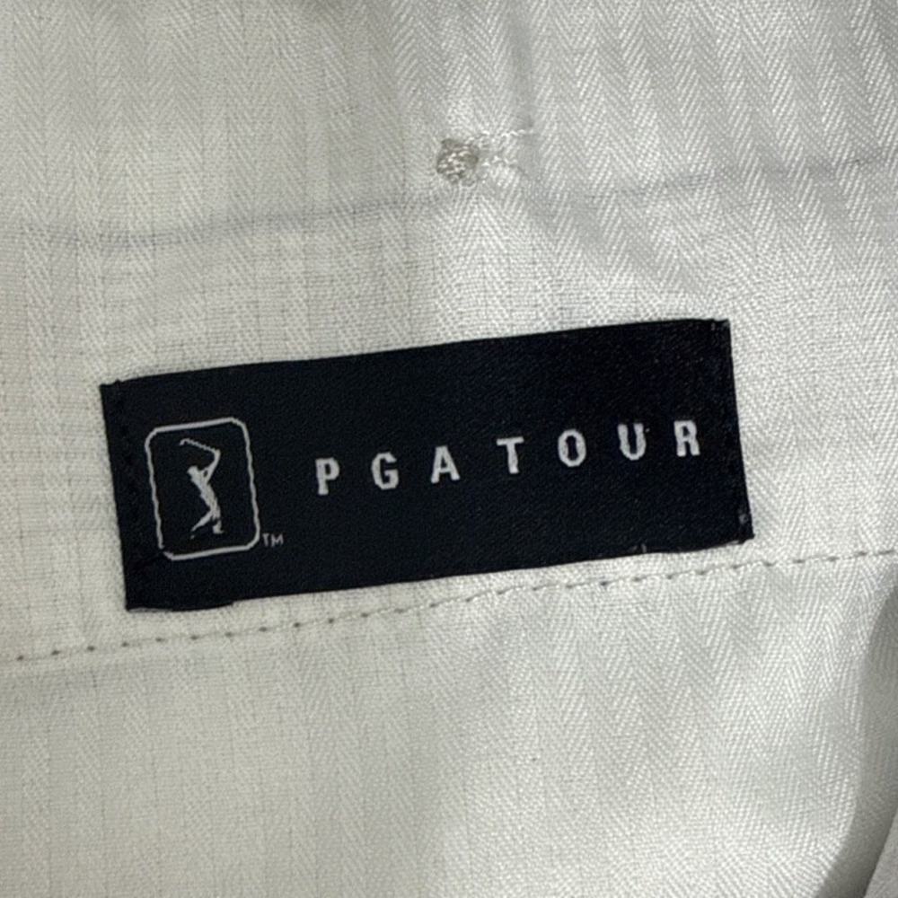 PGA Tour Mens Golf Shorts 34 Grey White Plaid Flat Front Polyester Performance - Picture 4 of 4
